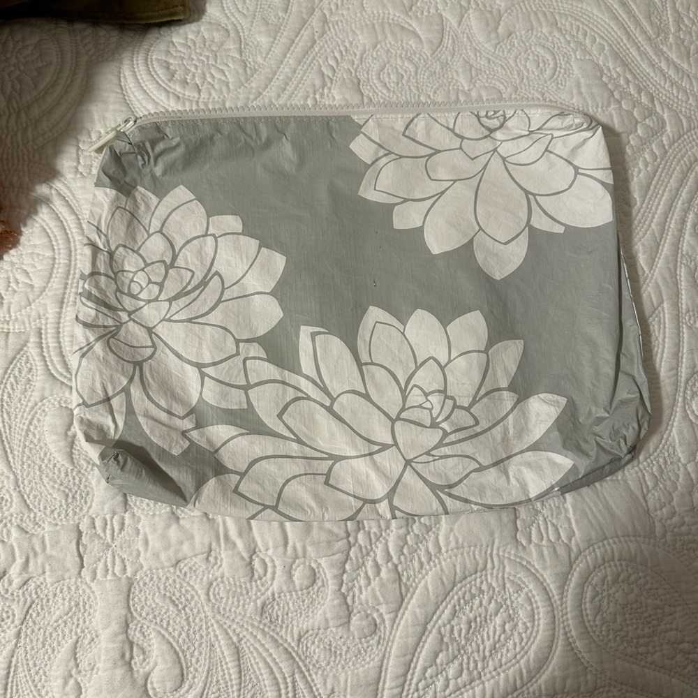 Aloha Collection: Mid Pouch | Waipi'o